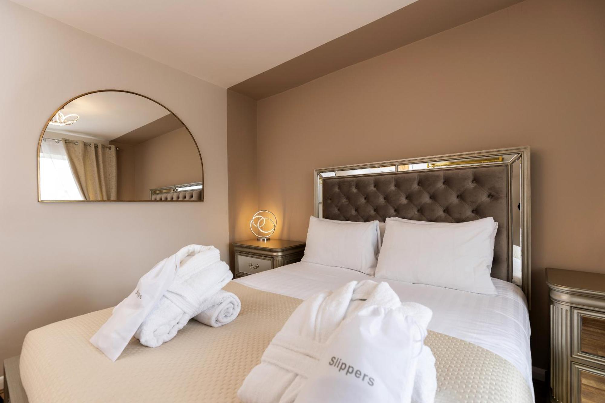 The Hideaway Villa Durham Bagian luar foto